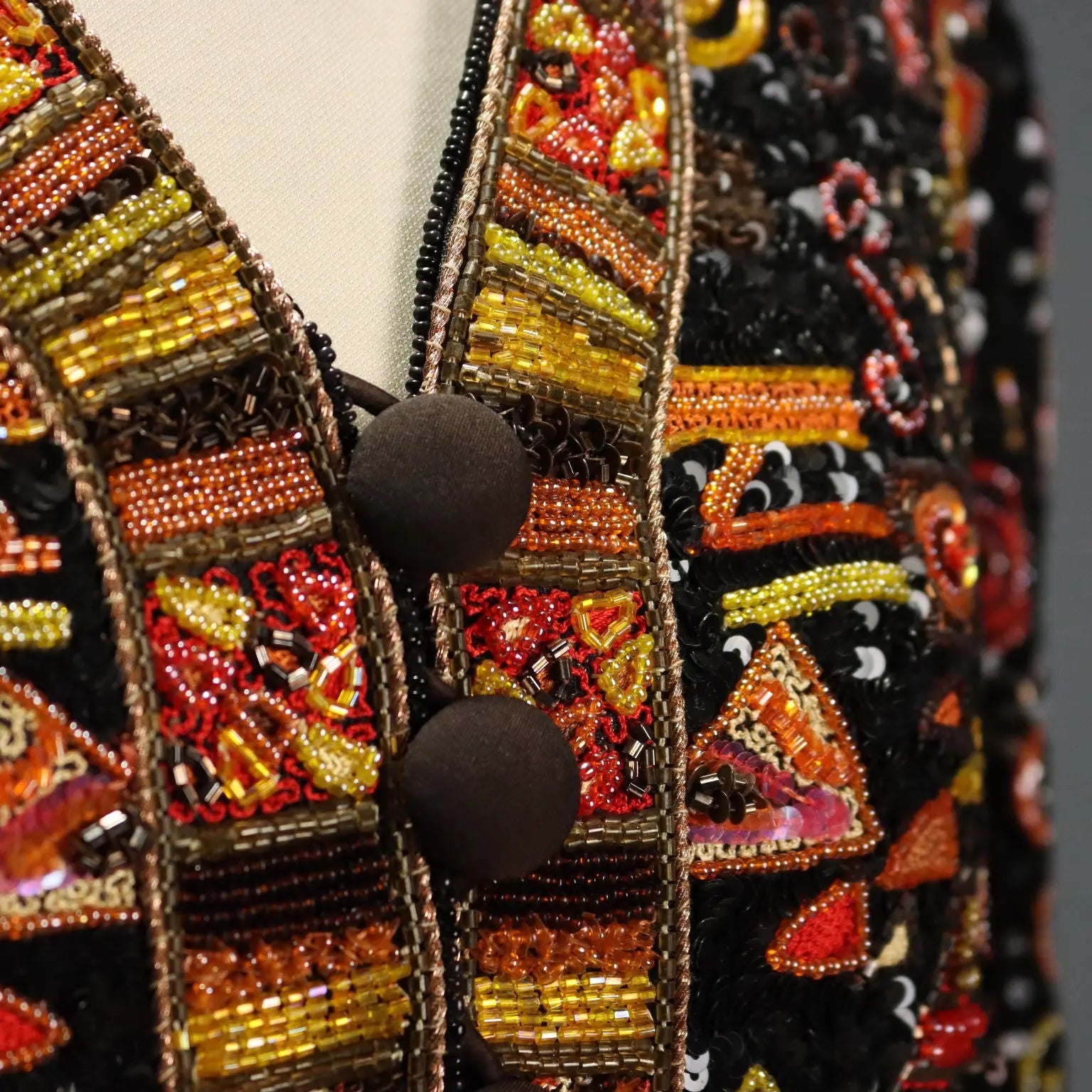 Vintage Jacket Embroidered Silk Paillettes UK Size 12/14 1980s - UK Size 12/14 | Clothing & House Linens | Vintage