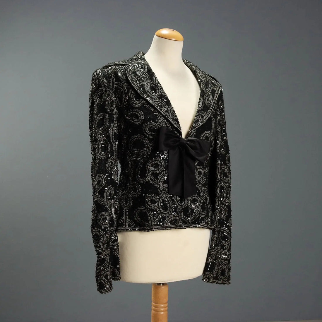 Escada Vintage Embroidered Silk Jacket UK Size 12/14 Germany 1990s - UK Size 12/14 | Clothing & House Linens | Vintage