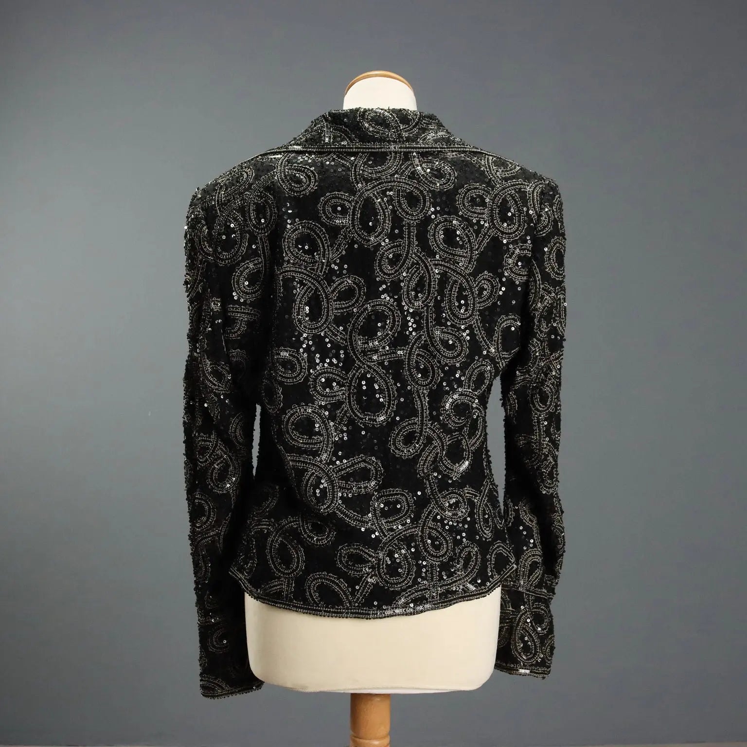 Escada Vintage Embroidered Silk Jacket UK Size 12/14 Germany 1990s - UK Size 12/14 | Clothing & House Linens | Vintage