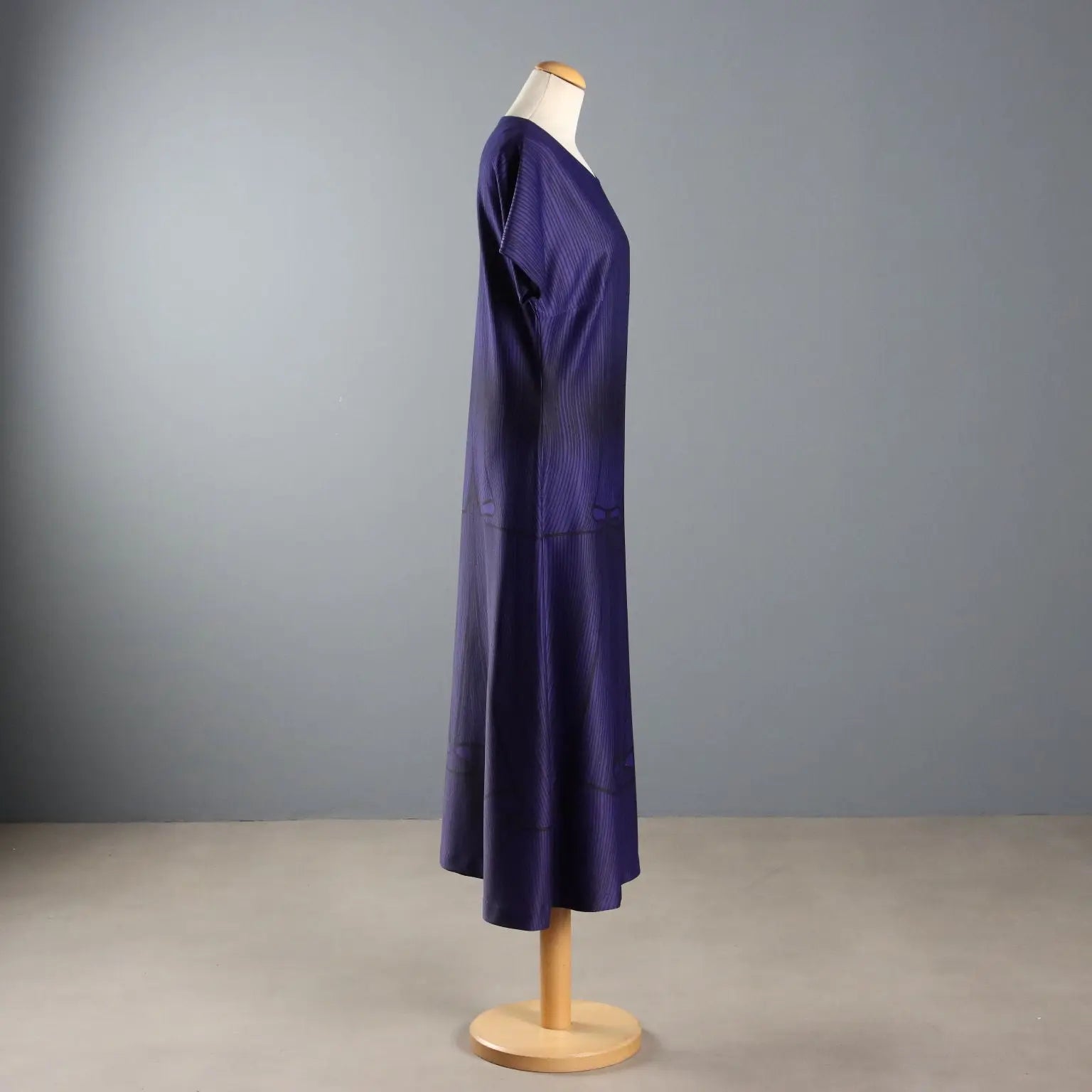 Roberta di Camerino Vintage Dress Purple Jersey UK Size 12 1970s