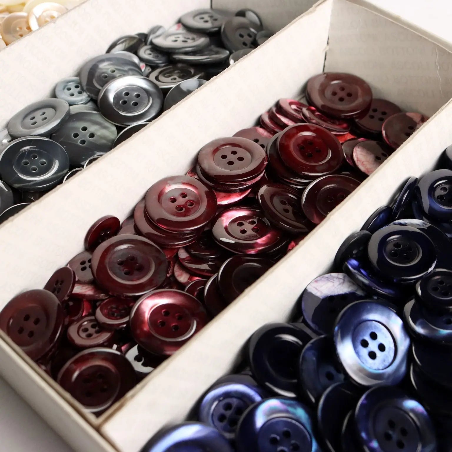 Vintage Buttons Multicoloured Resin Mother of Pearl 80s-90s