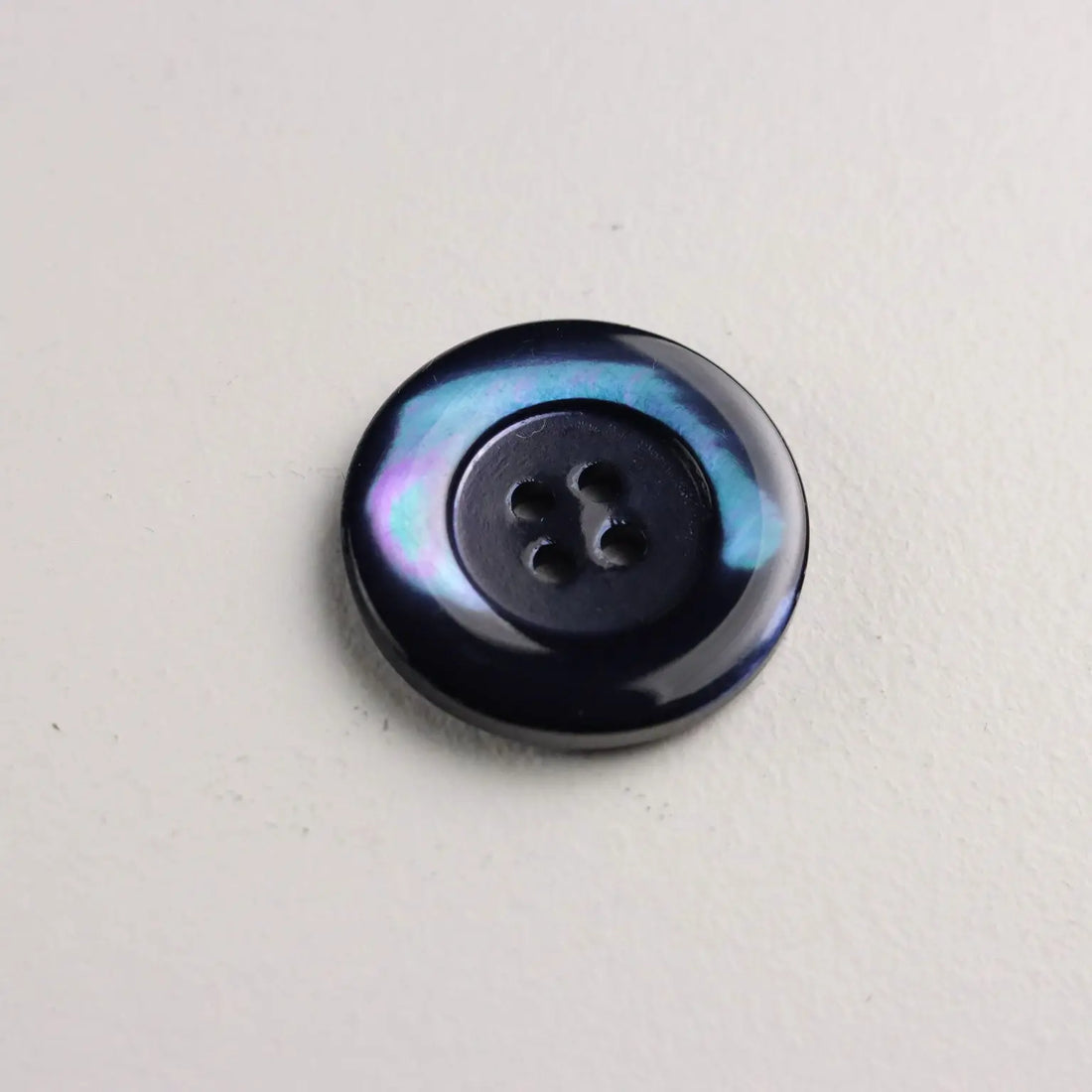 Vintage Buttons Multicoloured Resin Mother of Pearl 80s-90s