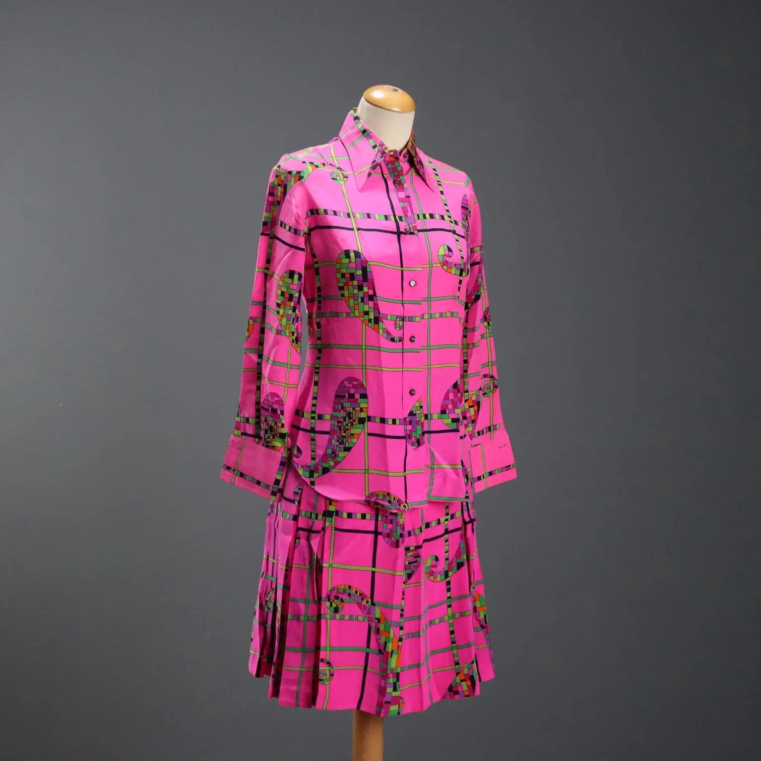 Vintage Eclat Suit Silk Geometric Pattern UK Size 14 Italy 1970s