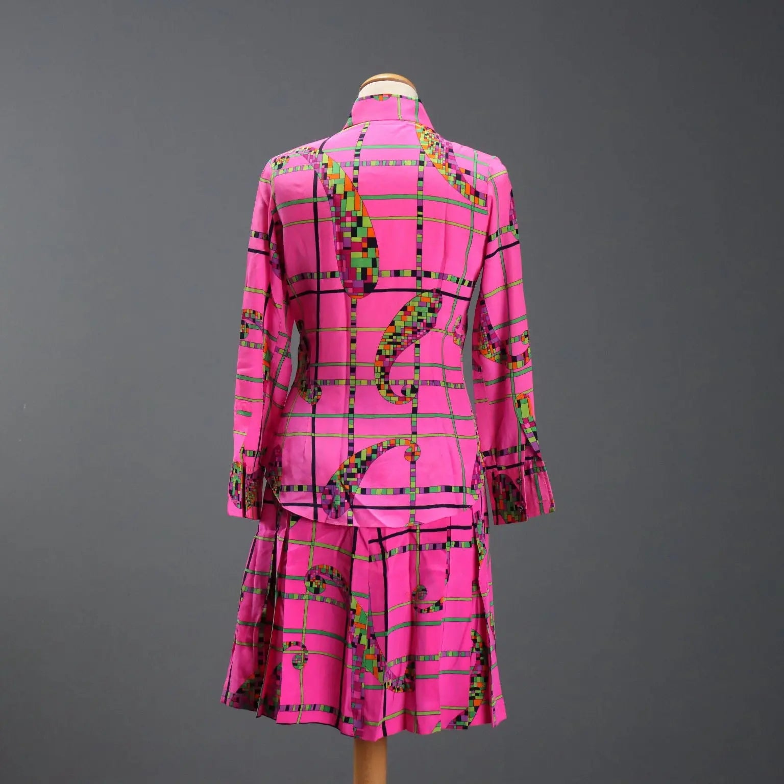 Vintage Eclat Suit Silk Geometric Pattern UK Size 14 Italy 1970s