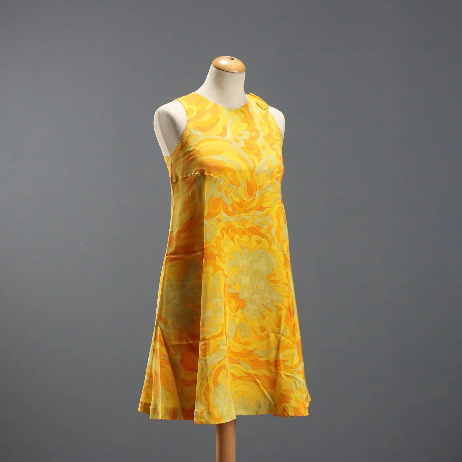 Vintage Dress Geometric Patterned Silk UK Size 12 1960s
