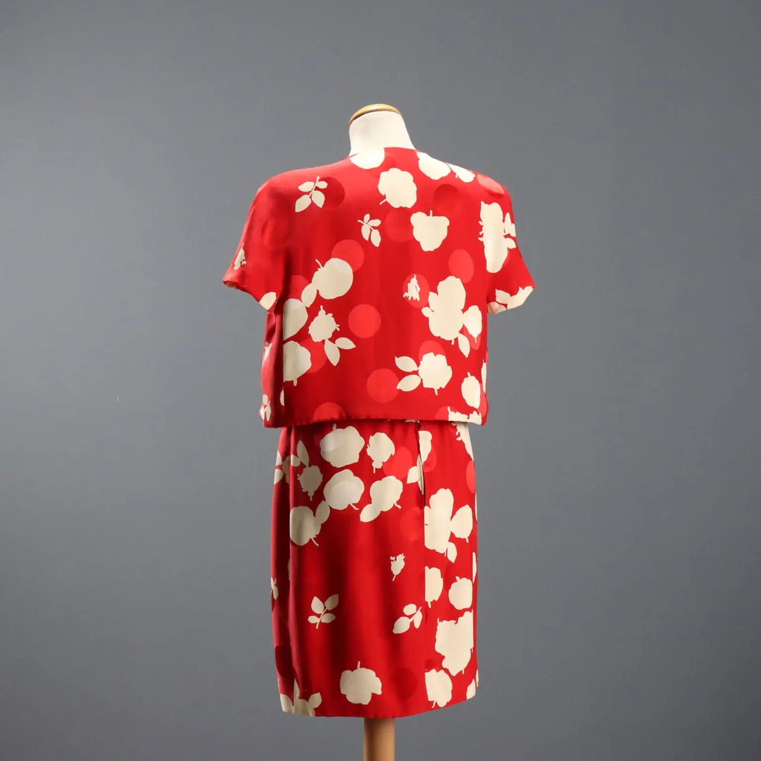 Vintage Suit with Bolero Silk Flower Pattern UK Size 12/14 1980s