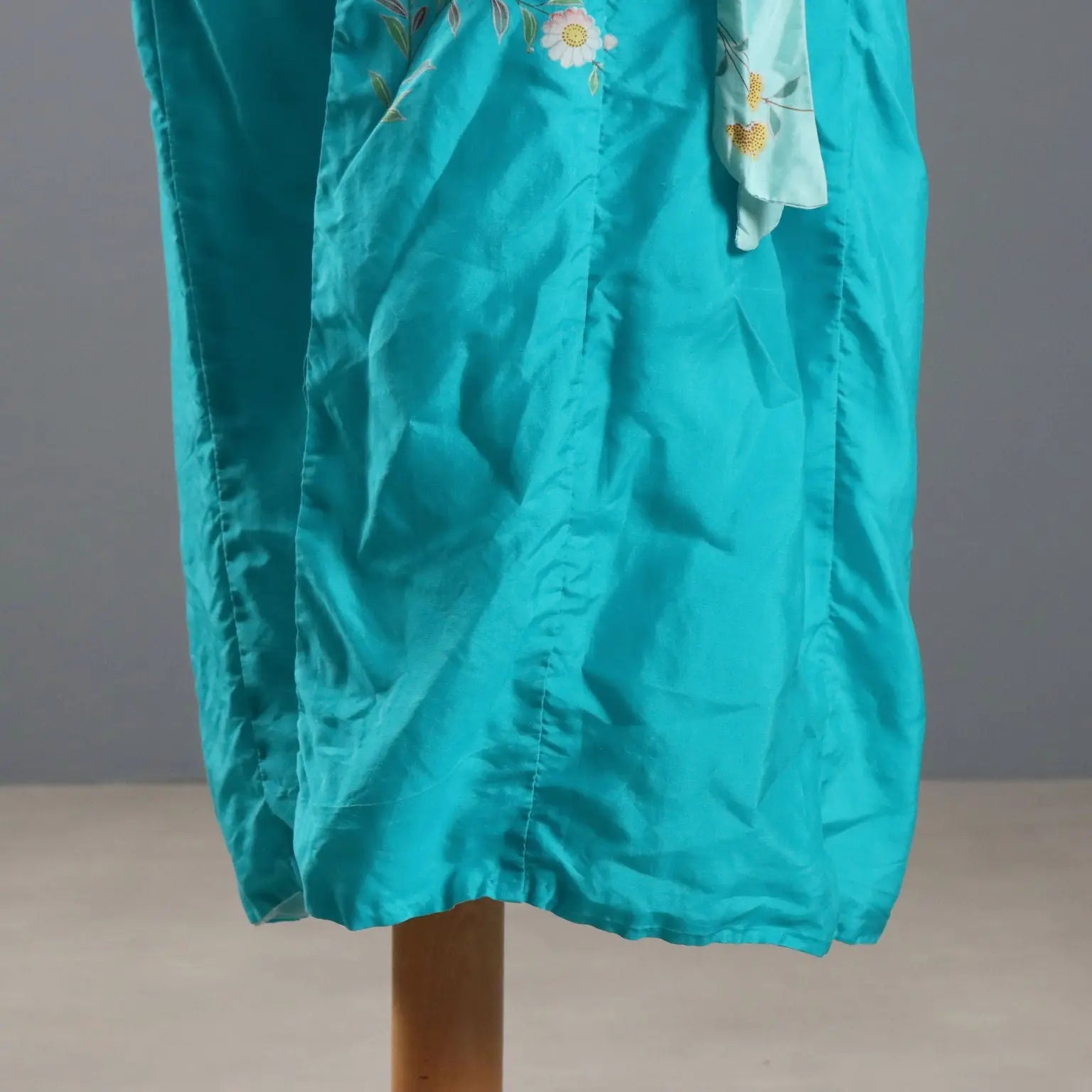 Vintage Turquoise Kimono Satin Unique Size Japan 1970s