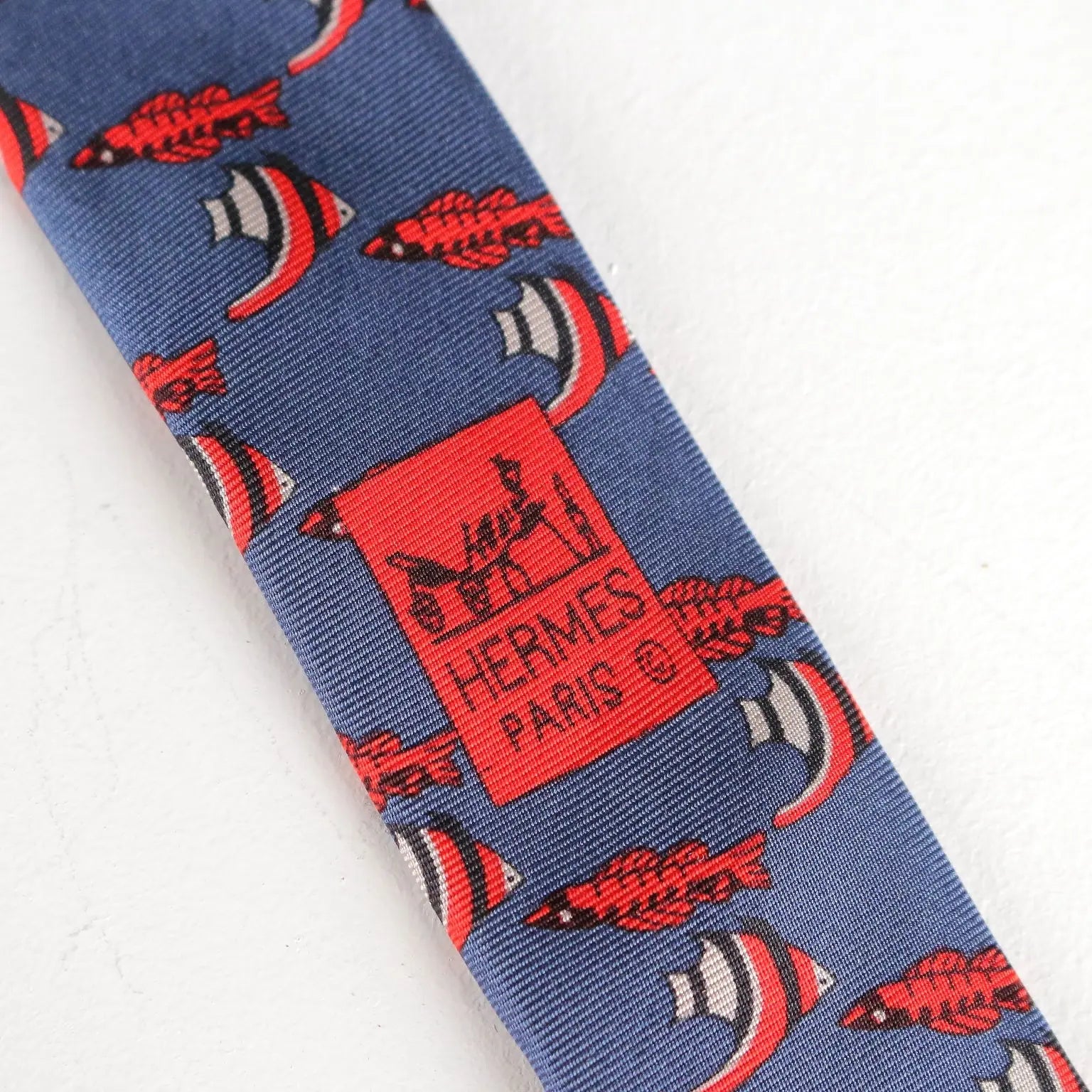 Hermés Vintage Tie Fishes Drawing France 1980s-1990s