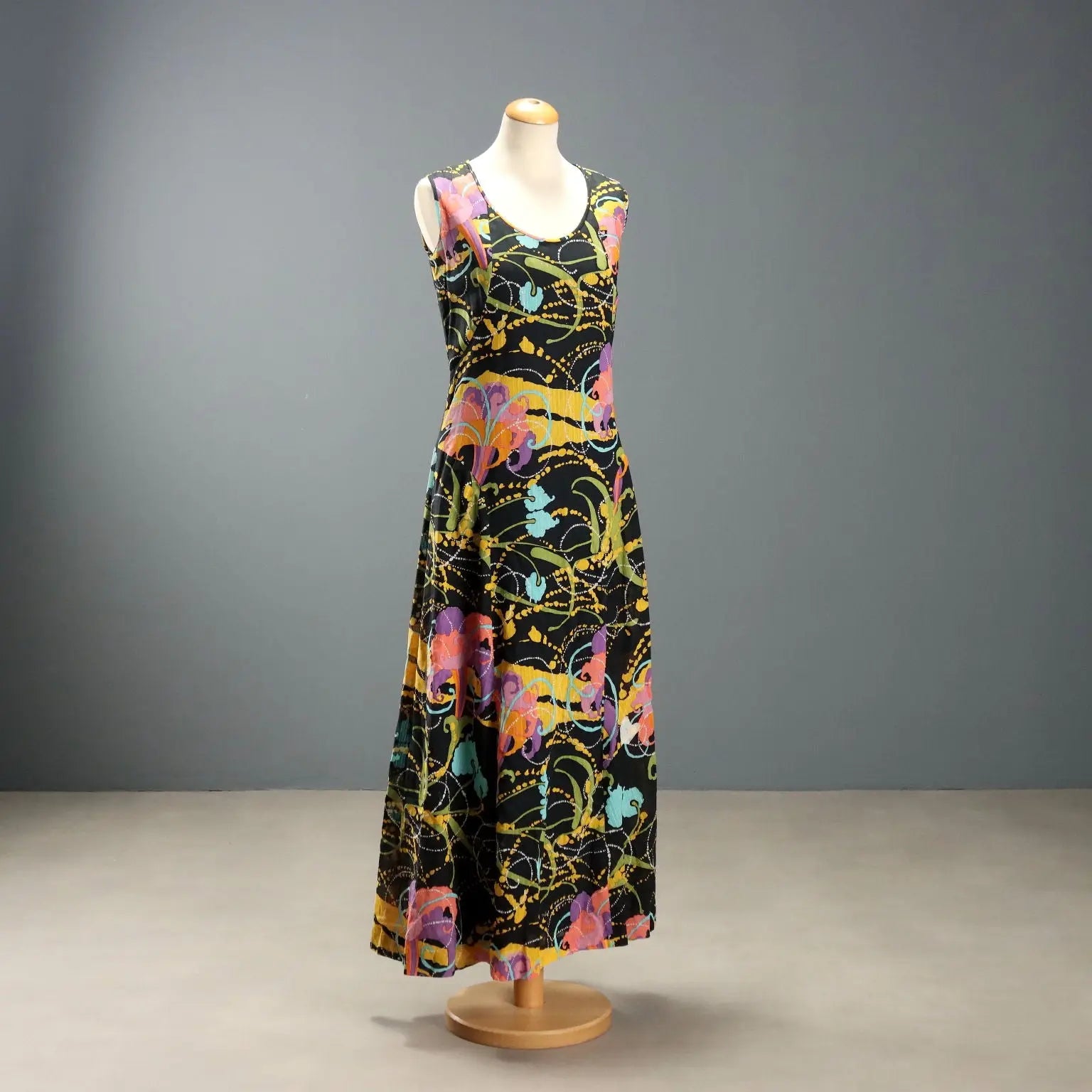 Vintage Long Dress Black Silk Shantung UK Size 12 1970s