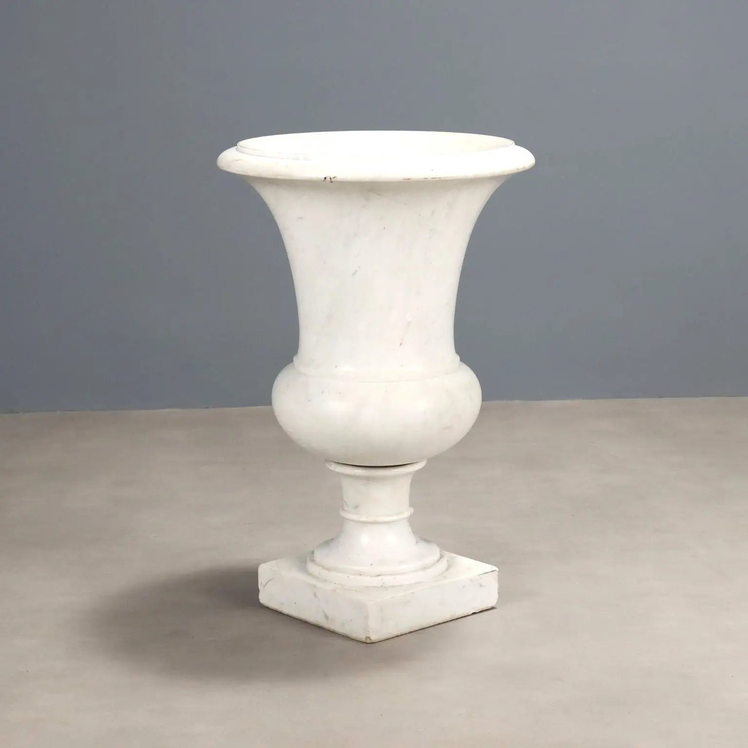 Medici Vase in Carrara Marble for Gardens