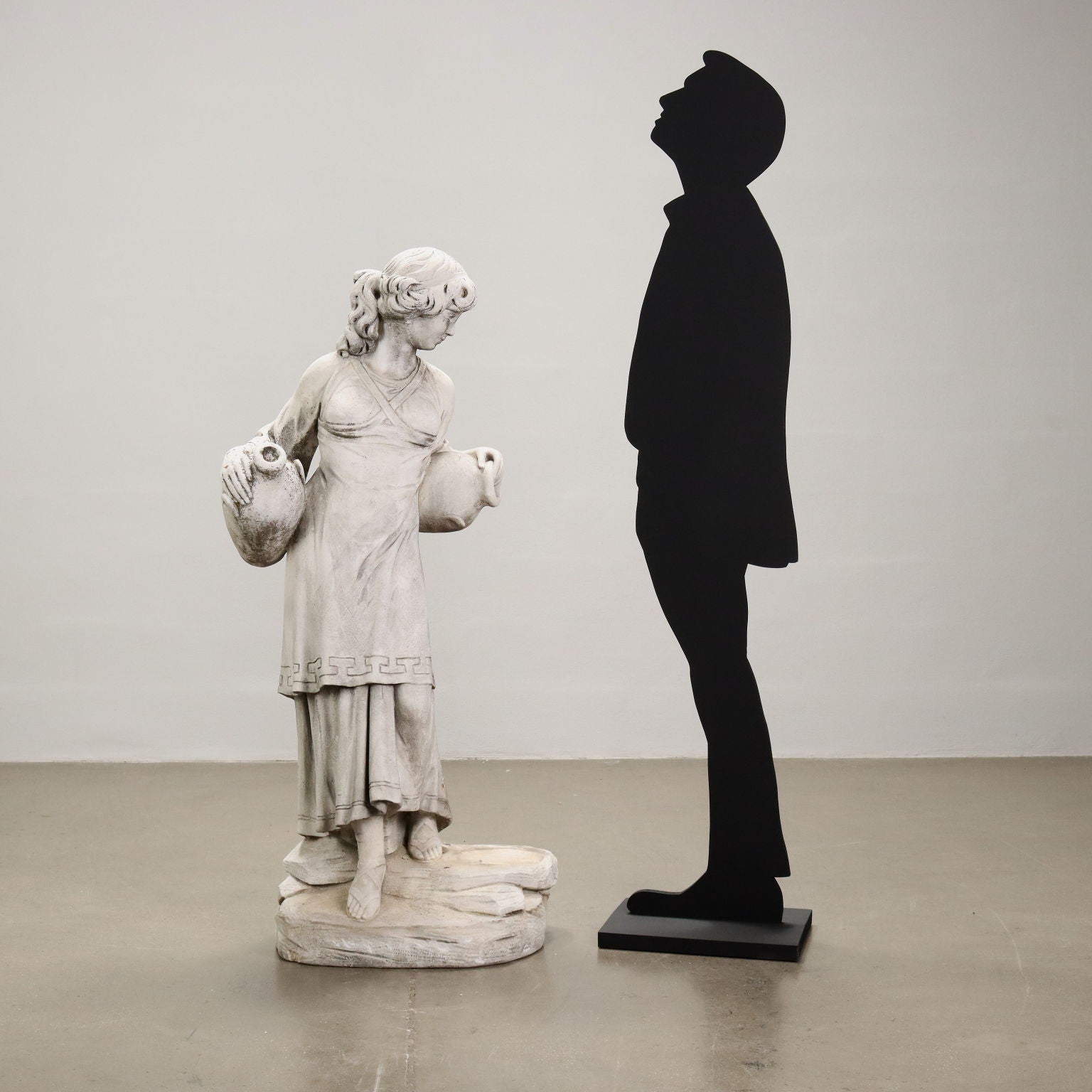  | Antiques  Stones Irons & Garden Furnishings