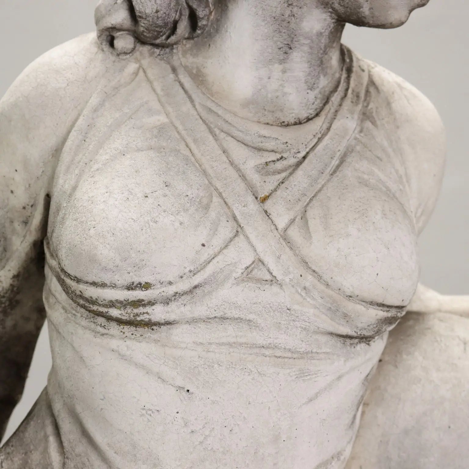 Ancient Female Sculpture with Jars Gravel Italy '900 Statue - Italy Early 20th century | Antiques | Stones Irons & Garden Furnishings