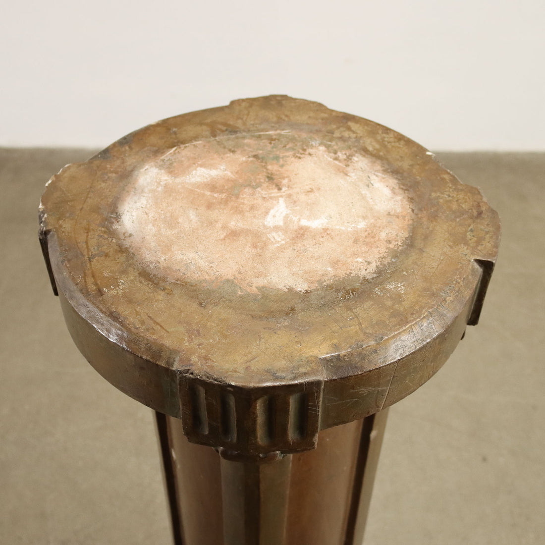  | Antiques  Stones Irons & Garden Furnishings