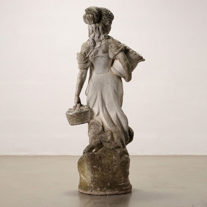  | Antiques  Stones Irons & Garden Furnishings