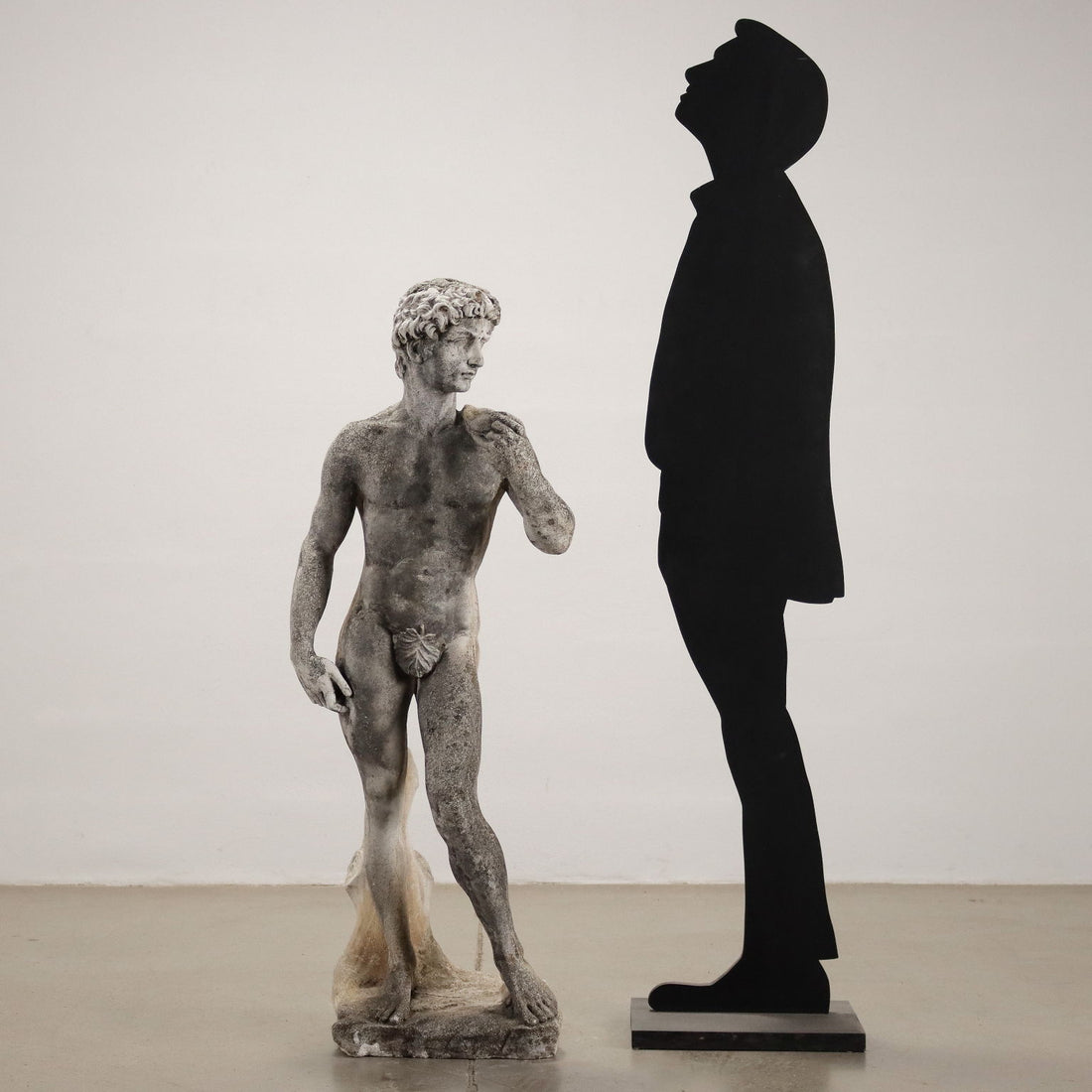  | Antiques  Stones Irons & Garden Furnishings