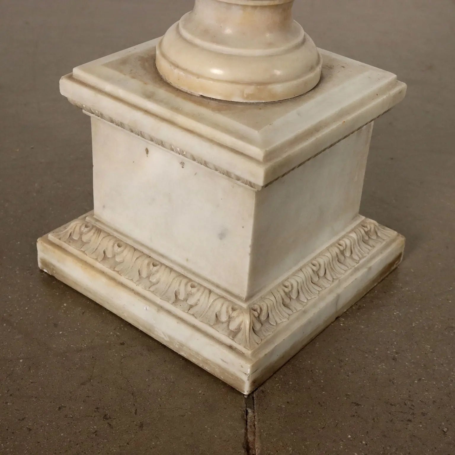 Antique Neo-Renaissance Planter Marble Decorations XIX Century - Italy, Late XIX Century | Antiques | Stones Irons & Garden Furnishings