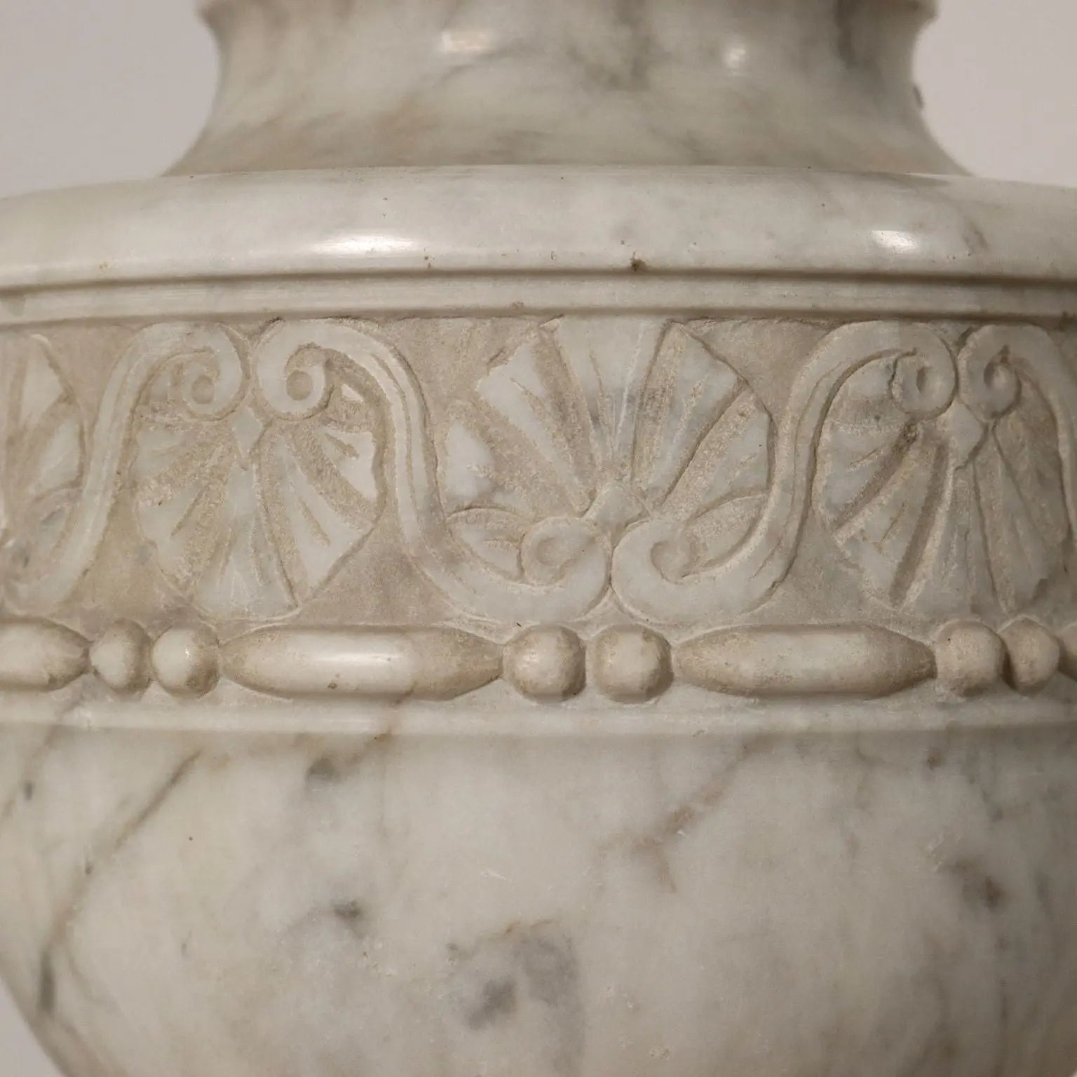 Antique Neo-Renaissance Planter Marble Decorations XIX Century - Italy, Late XIX Century | Antiques | Stones Irons & Garden Furnishings