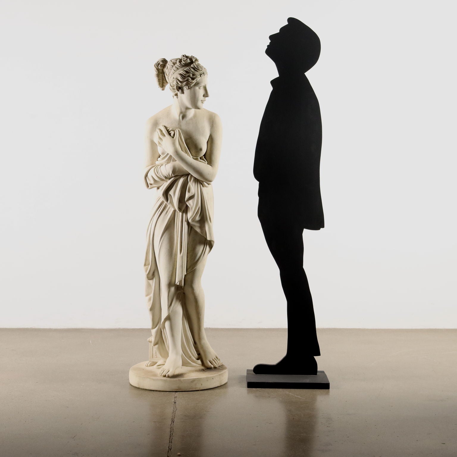  | Antiques  Stones Irons & Garden Furnishings