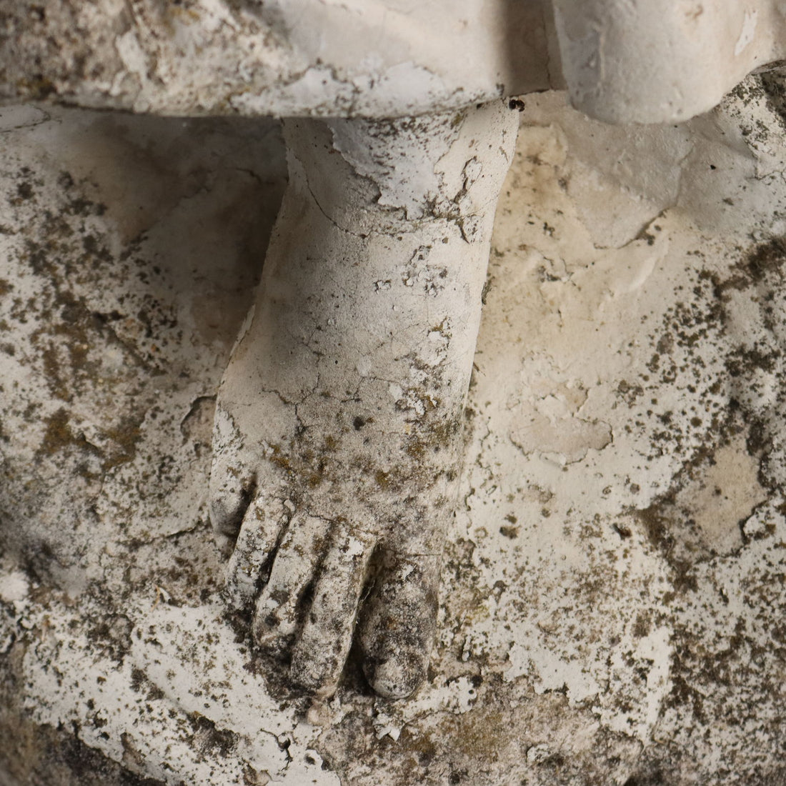  | Antiques  Stones Irons & Garden Furnishings