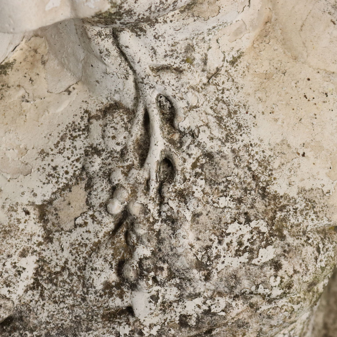  | Antiques  Stones Irons & Garden Furnishings