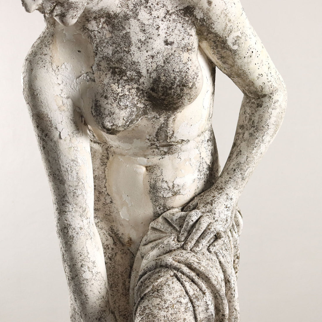  | Antiques  Stones Irons & Garden Furnishings