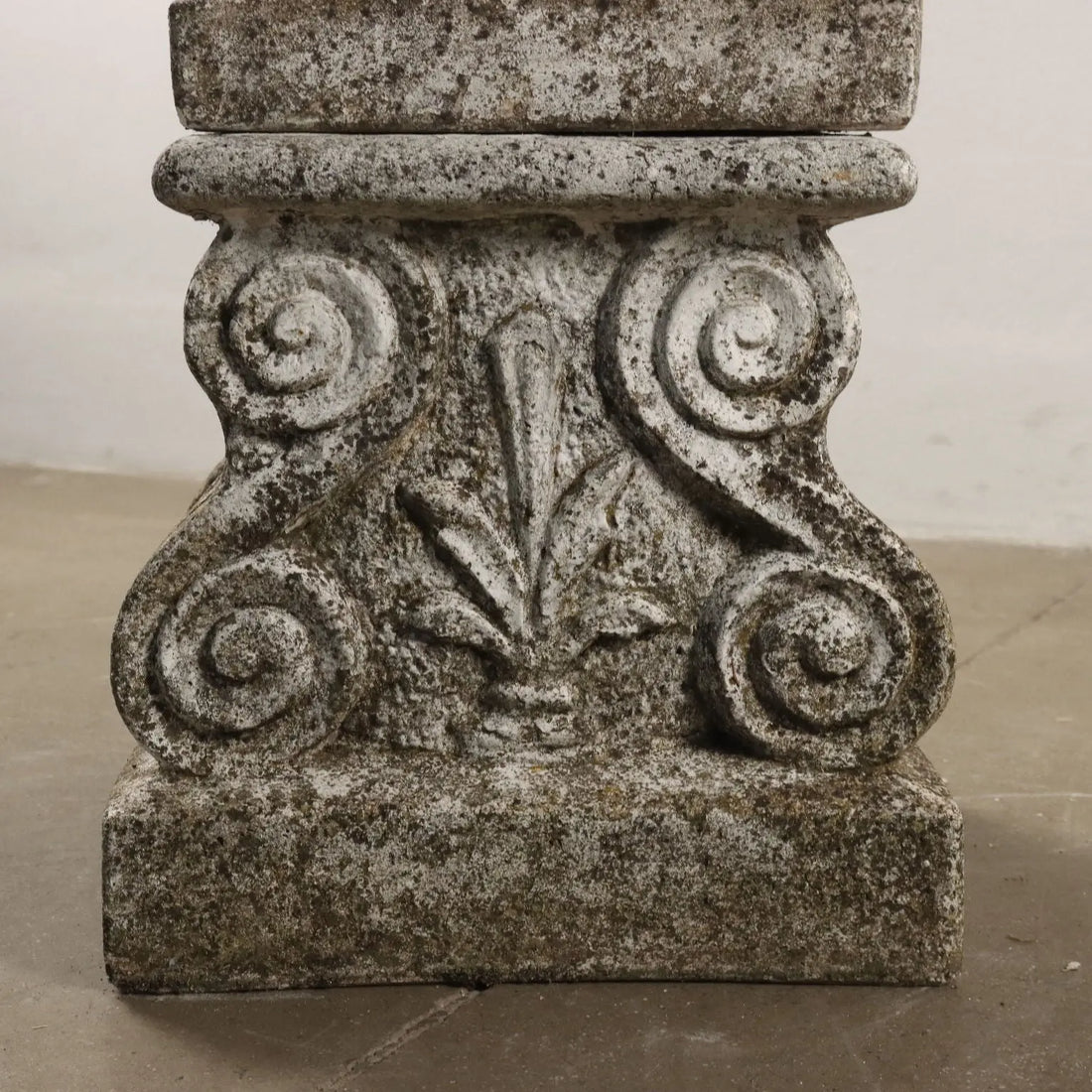 Antique Garden Sculpture Female Figure Stone Italy XX Century - Italy, Early XX Century | Antiques | Stones Irons & Garden Furnishings