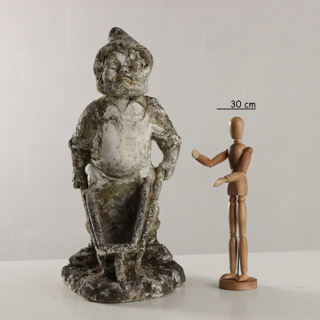  | Antiques  Stones Irons & Garden Furnishings