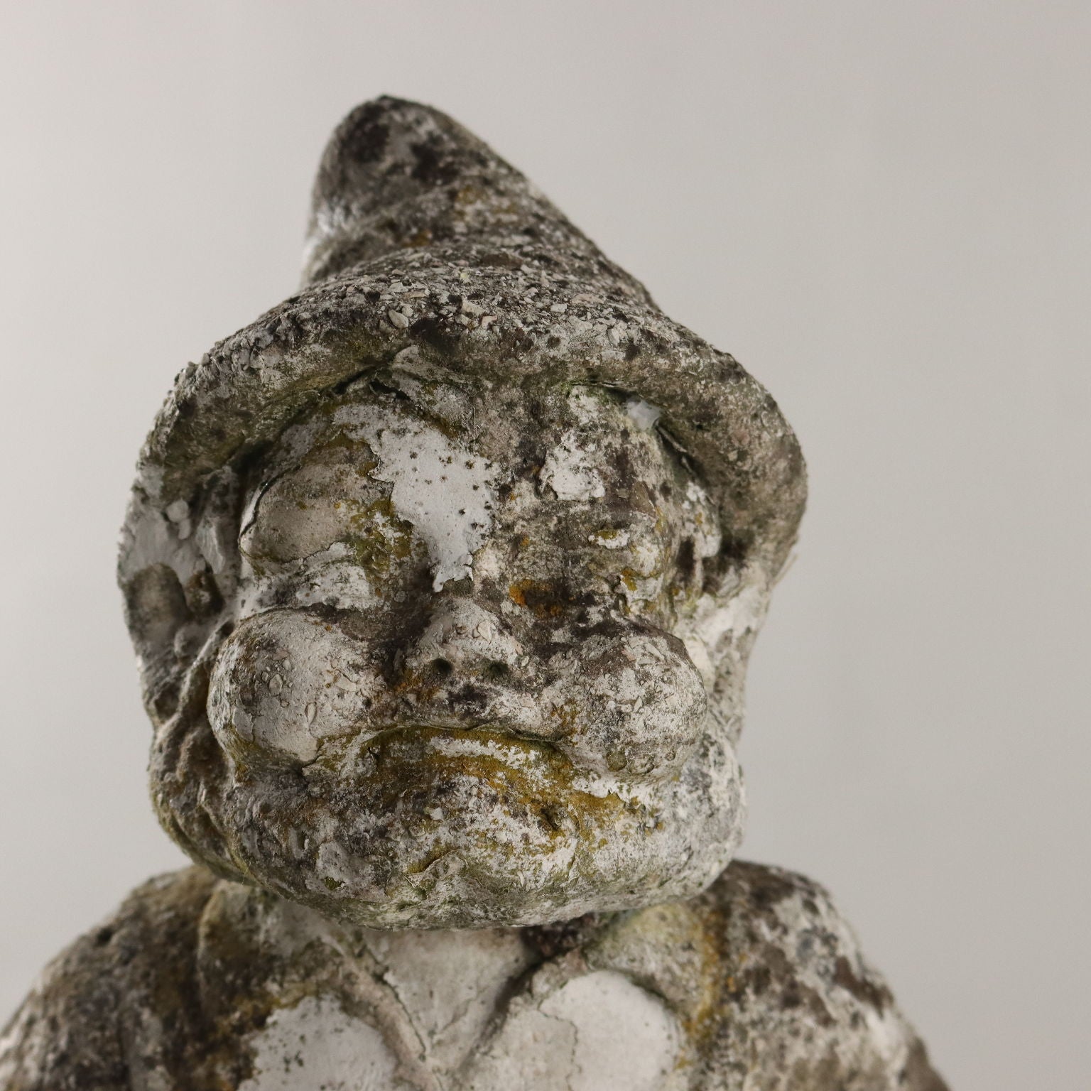  | Antiques  Stones Irons & Garden Furnishings