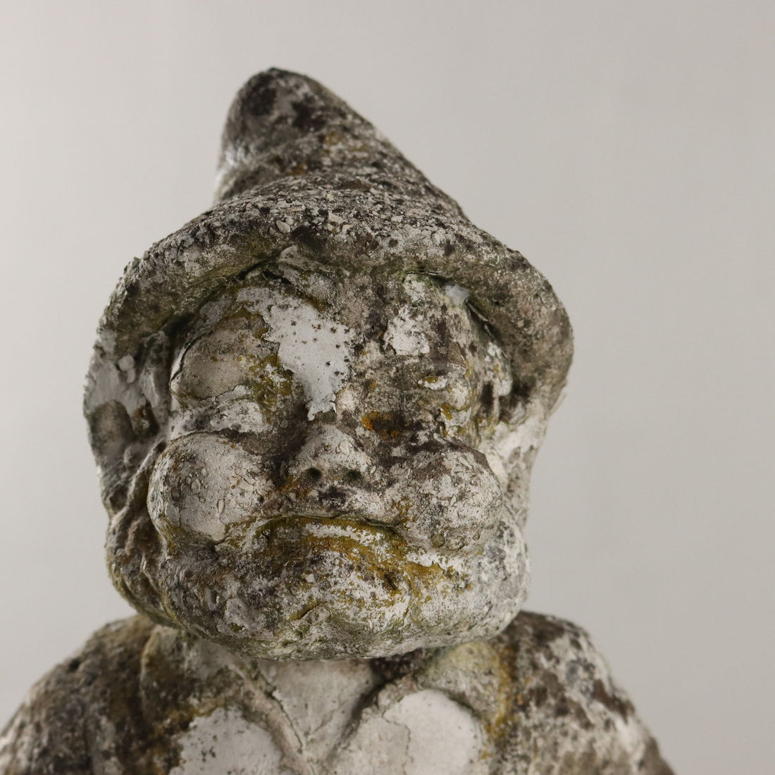  | Antiques  Stones Irons & Garden Furnishings