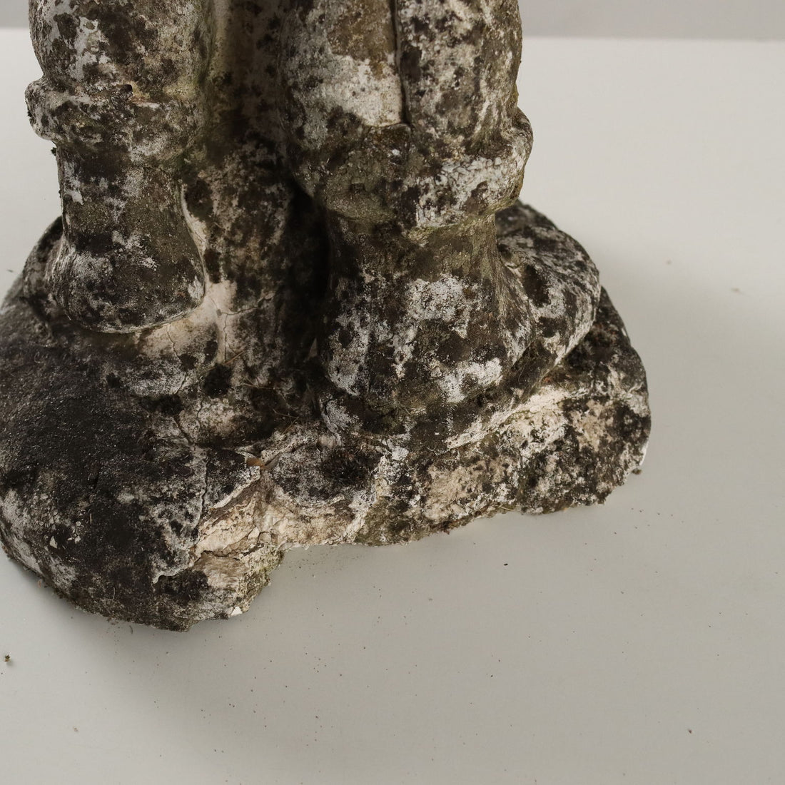  | Antiques  Stones Irons & Garden Furnishings