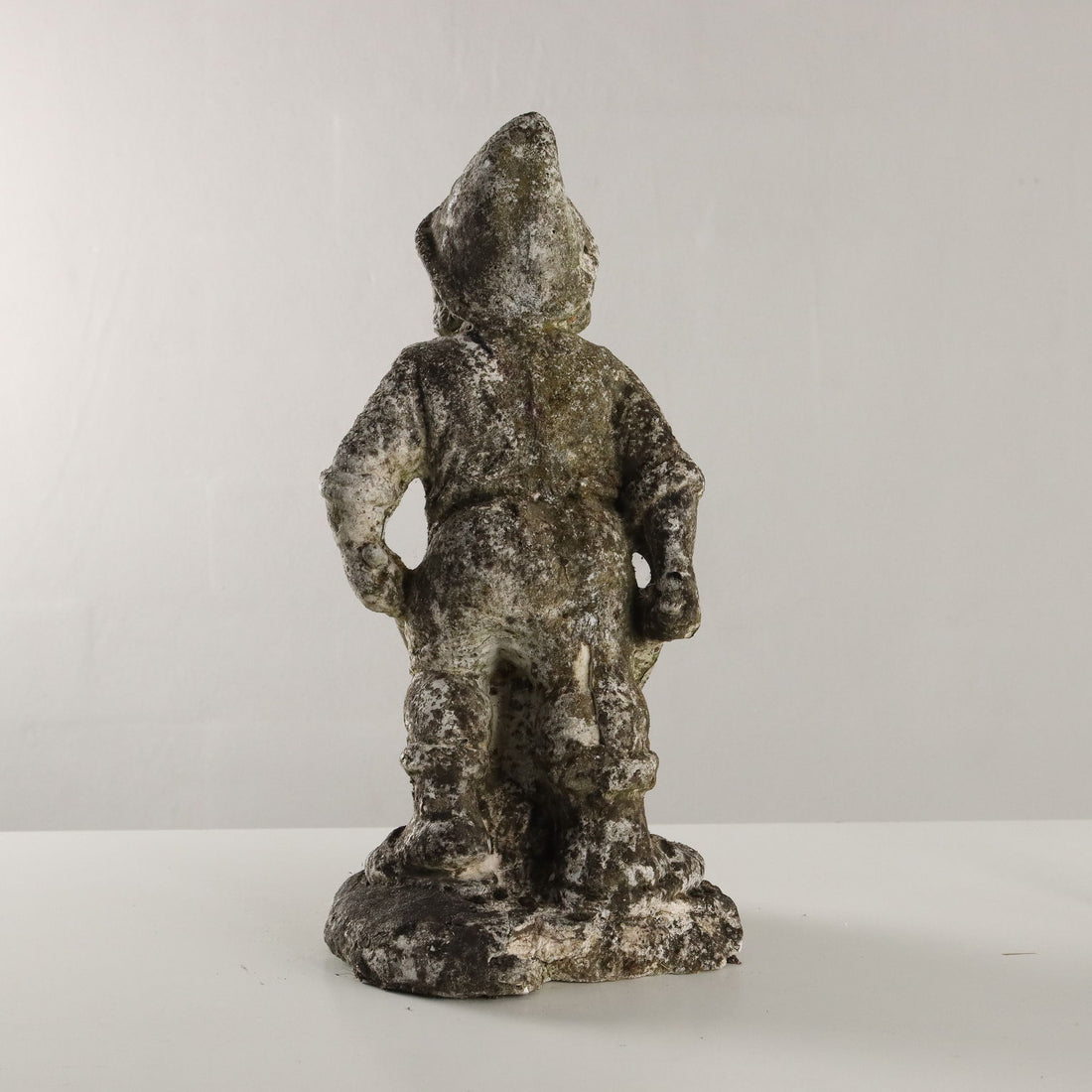  | Antiques  Stones Irons & Garden Furnishings