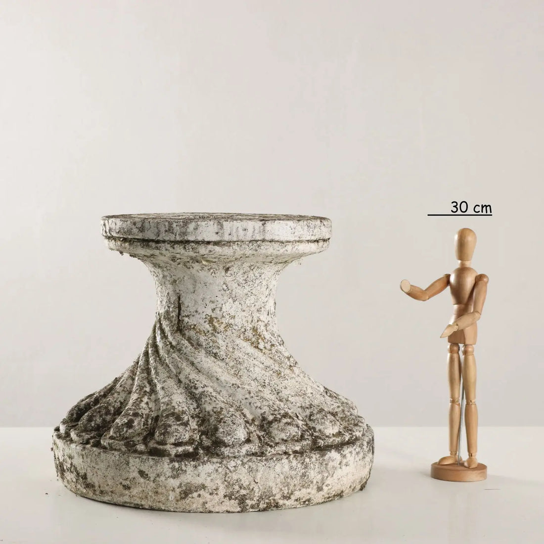 Antique Support for Sculpture Earthenware Italy XX Century - Italy, Early XX Century | Antiques | Stones Irons & Garden Furnishings
