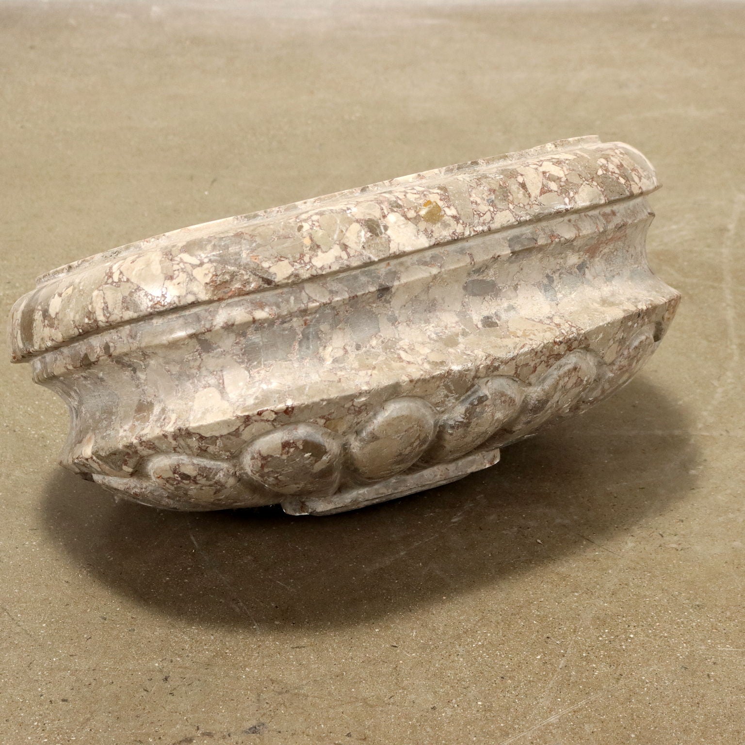  | Antiques  Stones Irons & Garden Furnishings