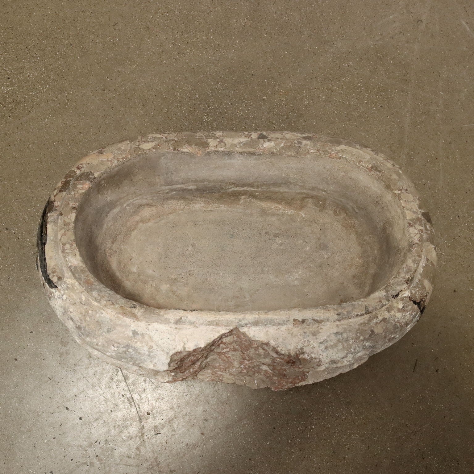  | Antiques  Stones Irons & Garden Furnishings