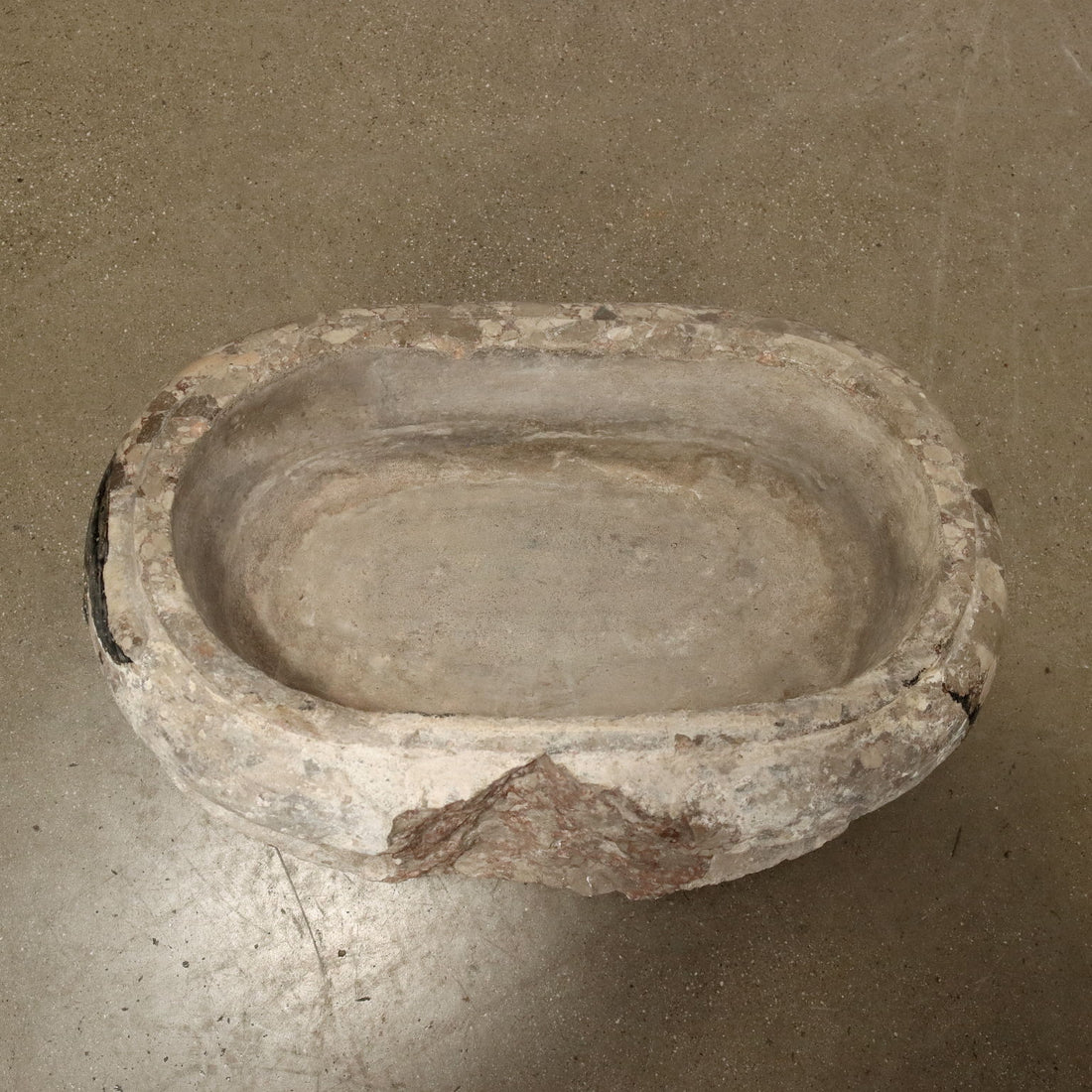  | Antiques  Stones Irons & Garden Furnishings