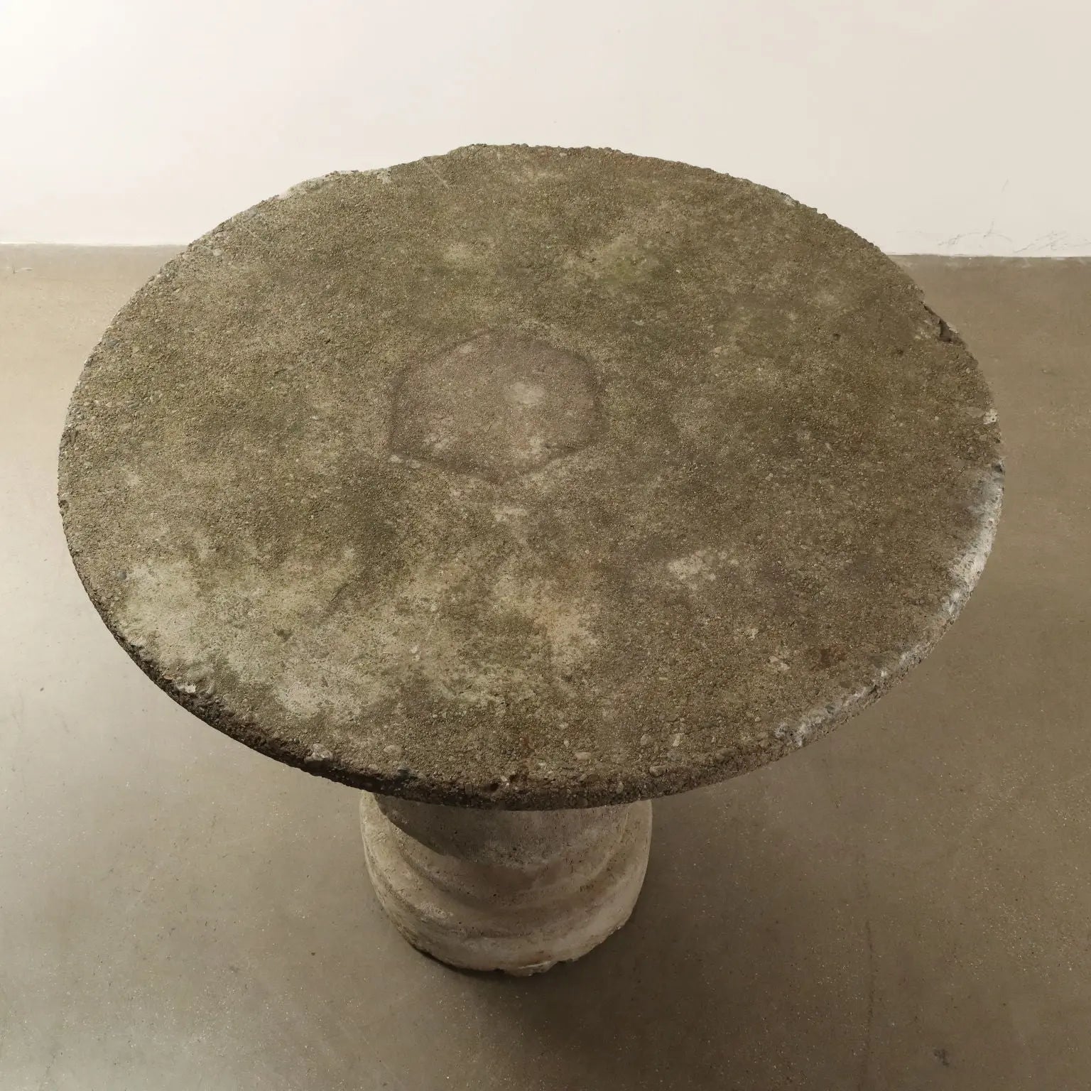 Antique Garden Table Concrete Cement Italy XX Century - Italy, XX Century | Antiques | Stones Irons & Garden Furnishings