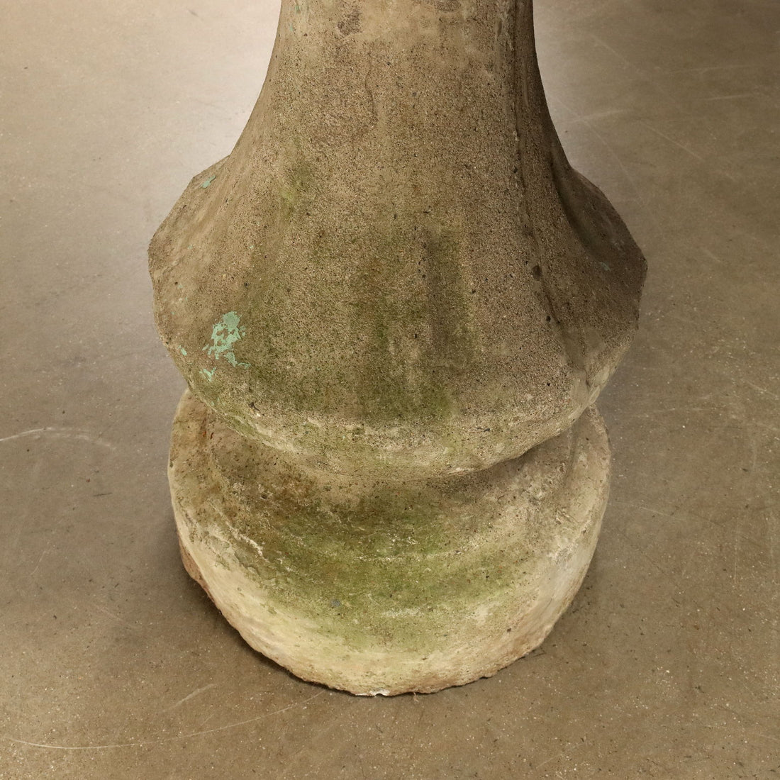  | Antiques  Stones Irons & Garden Furnishings