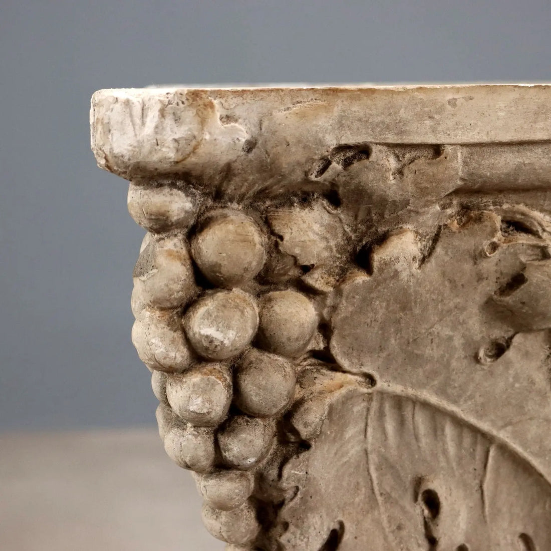 Antique Vase Plaster Grape Decorations Italy XIX Century - Italy | Antiques | Stones Irons & Garden Furnishings