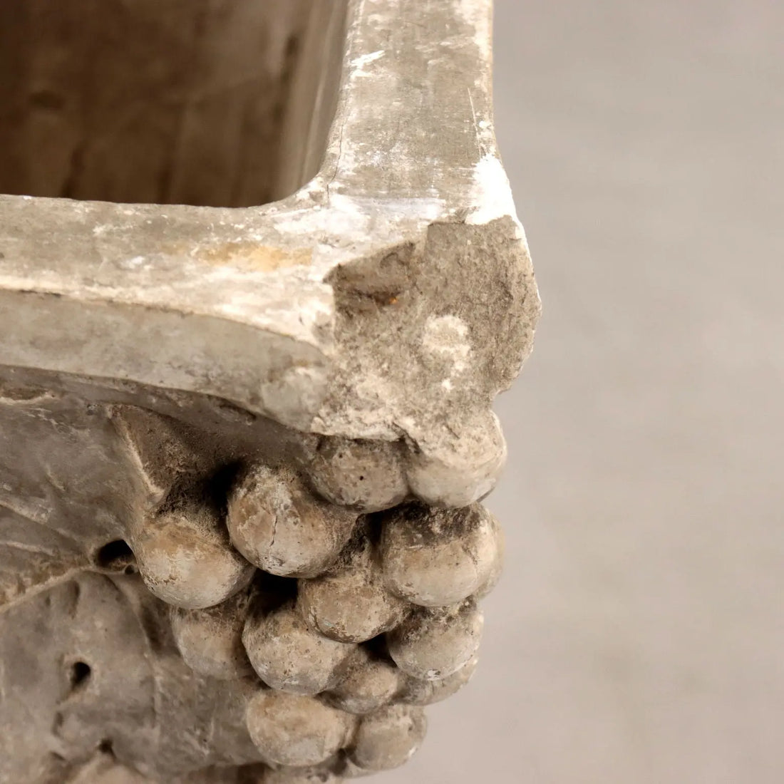 Antique Vase Plaster Grape Decorations Italy XIX Century - Italy | Antiques | Stones Irons & Garden Furnishings
