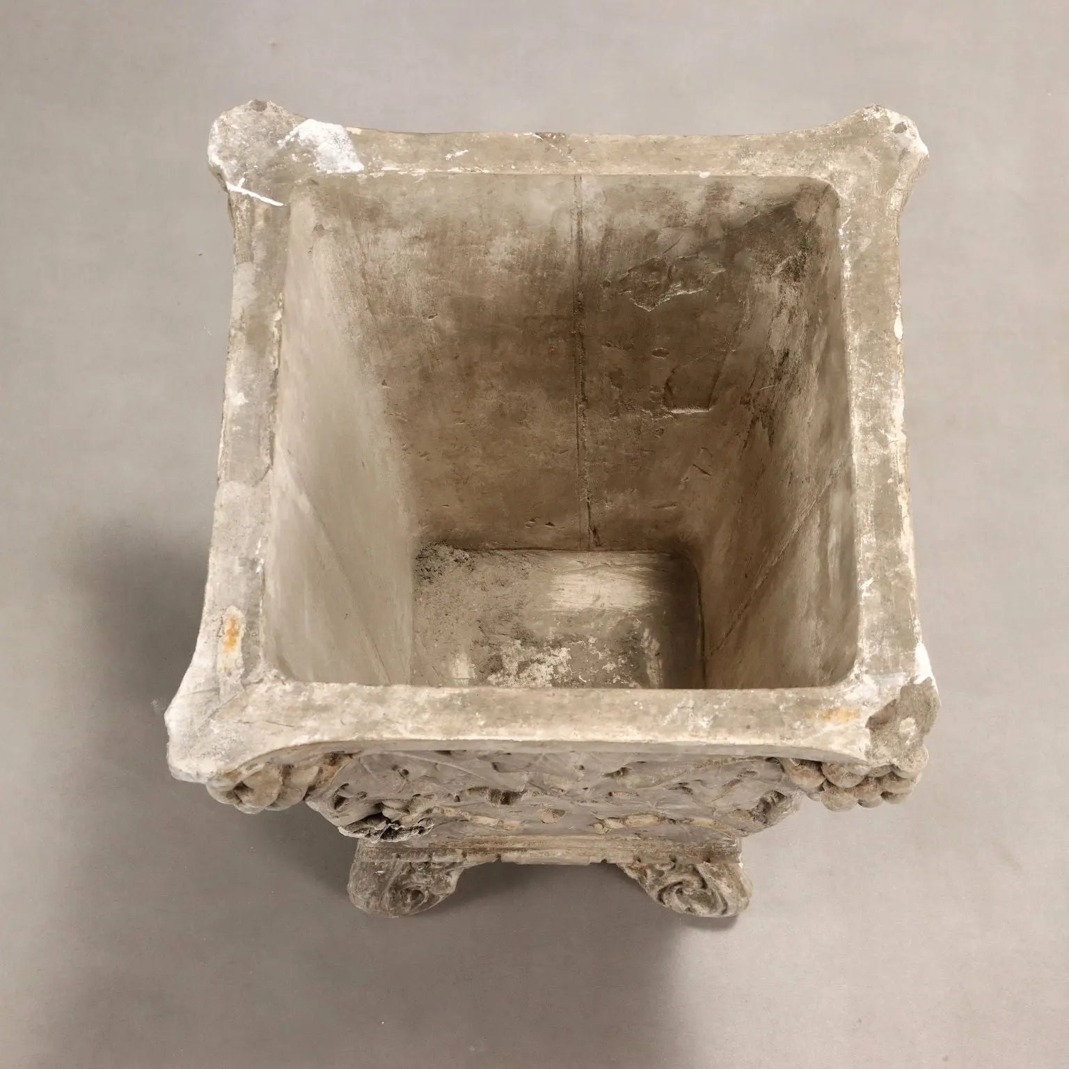 Antique Vase Plaster Grape Decorations Italy XIX Century - Italy | Antiques | Stones Irons & Garden Furnishings