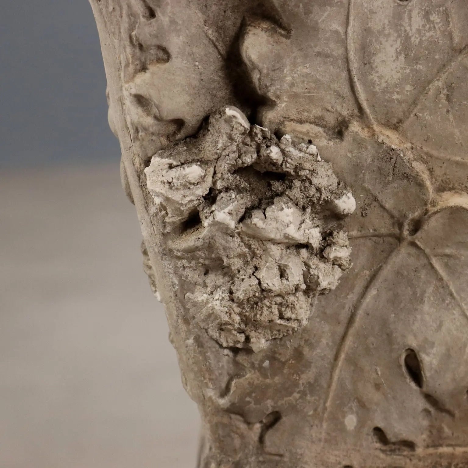 Antique Vase Plaster Grape Decorations Italy XIX Century - Italy | Antiques | Stones Irons & Garden Furnishings