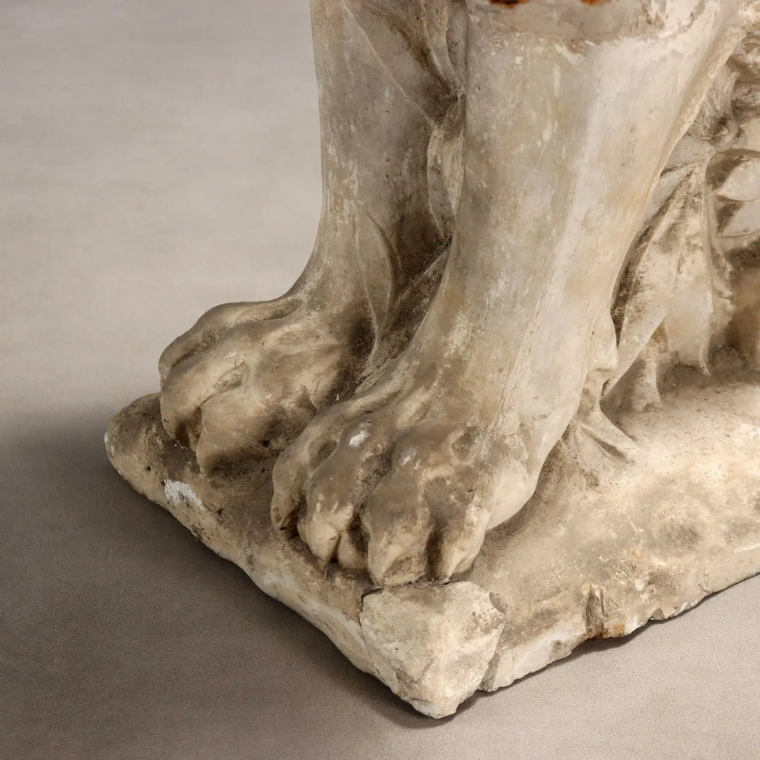 Antique Sculpture Plaster Lion Italy XIX Century Original - Italy, XIX Century | Antiques | Stones Irons & Garden Furnishings