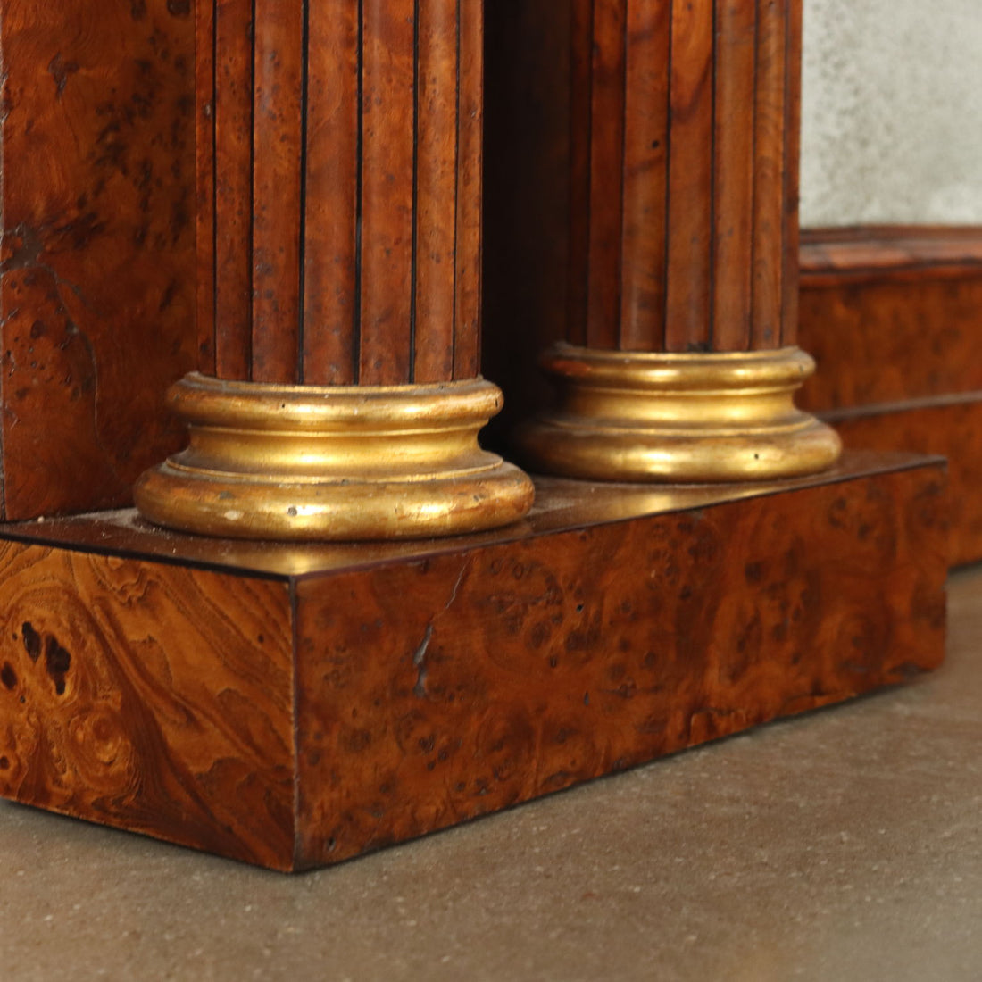  | Antiques  Mirrors & Frames