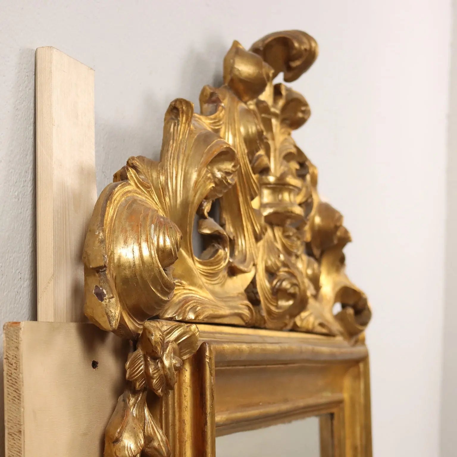 Ancient Eclectic Mirror Gilded Wood Italy XIX Century Framed - Italy, Second Half of the XIX Century | Antiques | Mirrors & Frames