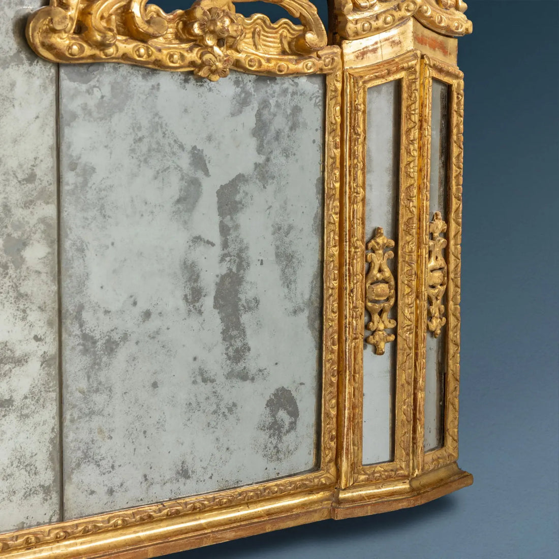Piedmontese Gilt Mirror from the 18th Century