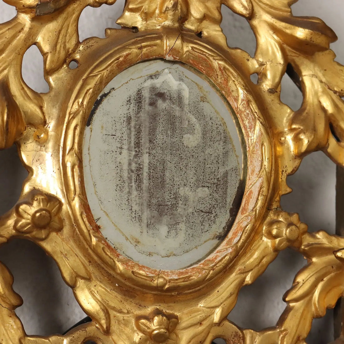 Venetian Neoclassical Mirror in Gilded Wood