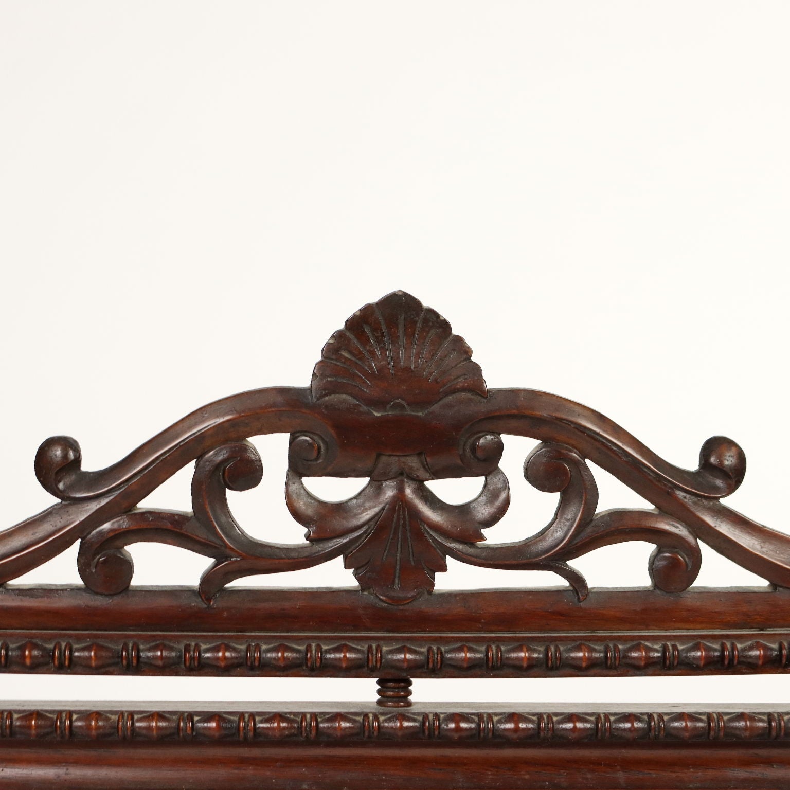  | Antiques  Mirrors & Frames