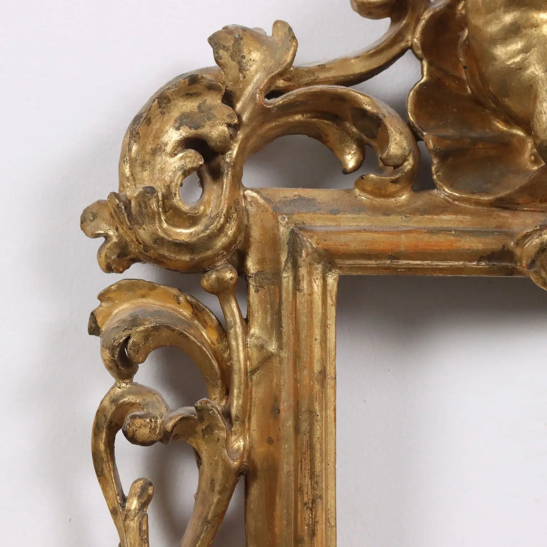 Antique Frame Baroque Style Gilded Linden Wood Italy XVIII Century - Baroque Frame | Antiques | Mirrors & Frames