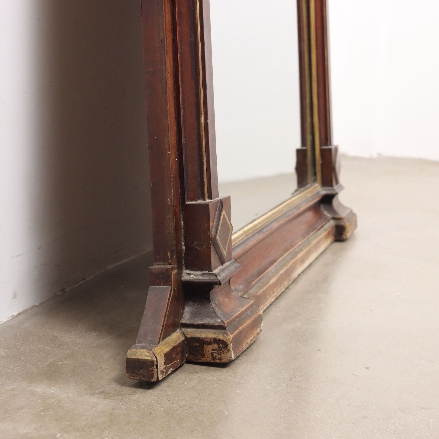  | Antiques  Mirrors & Frames