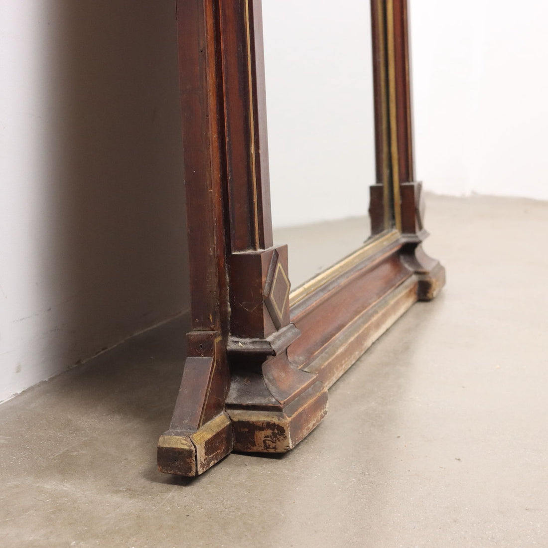  | Antiques  Mirrors & Frames